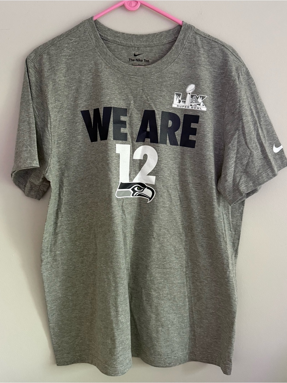 Nike Men's 2025-26 NFC Champions Seattle Seahawks Local T-Shirt size large NWOT